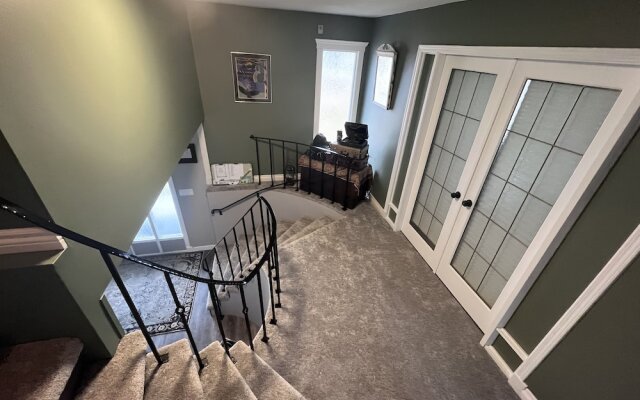 Sunny Shuswap B&B