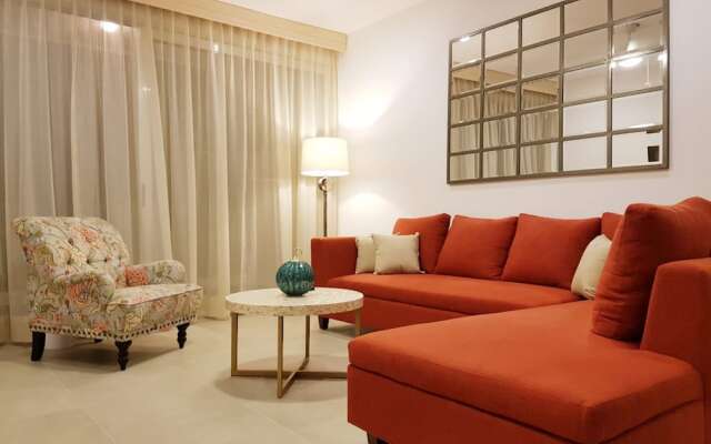 Cute 1 BR in amazing location by Happy Address