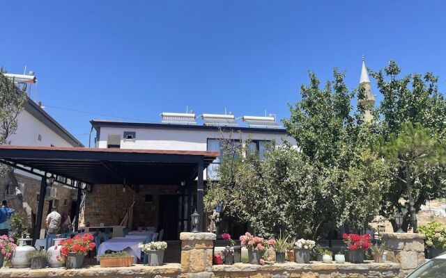 Imbrossa Hotel