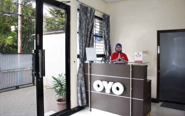 OYO 148 Cempaka Place Homestay Near Jakarta Islamic Hospital