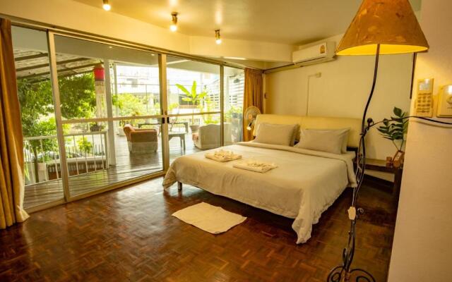 Home16 Hostel 16