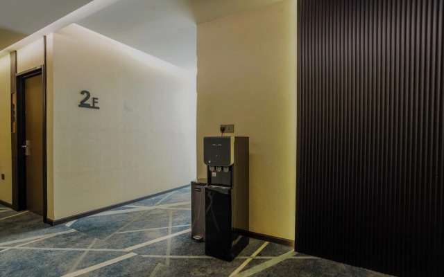 Nb Hotel
