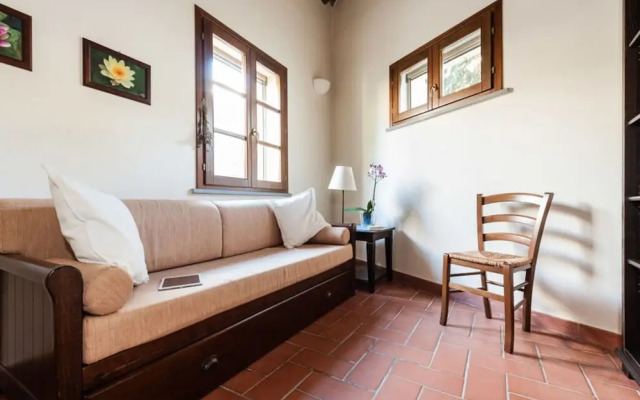 Casina Montenero Comfortable Holiday Residence