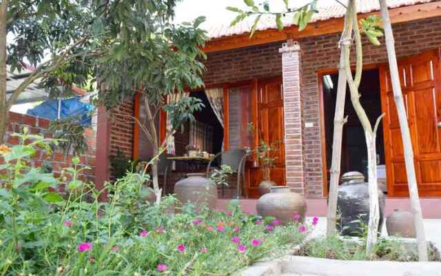 Van Long Family Homestay