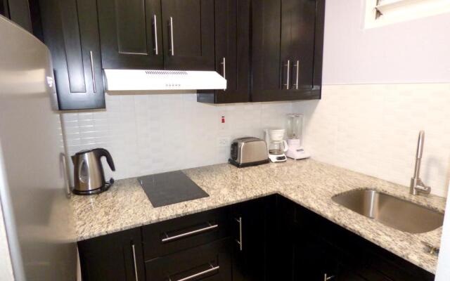 Beach One Bedroom Suite A17