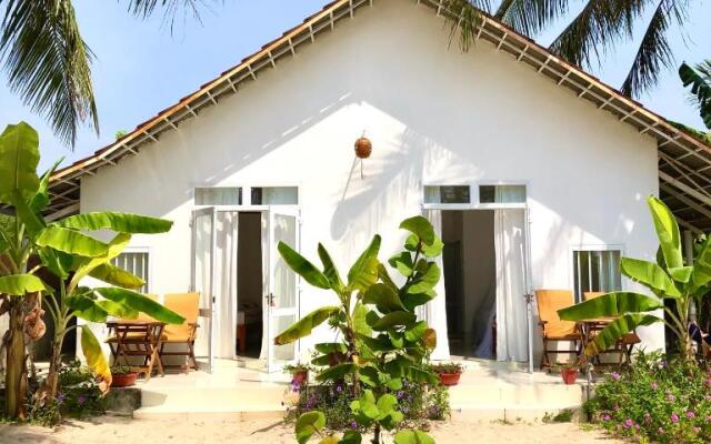 Timothe Beach Bungalow