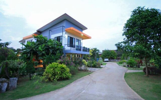 Sunsmile's House