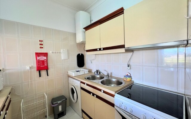 Albufeira Classic 1 With Pool by Homing