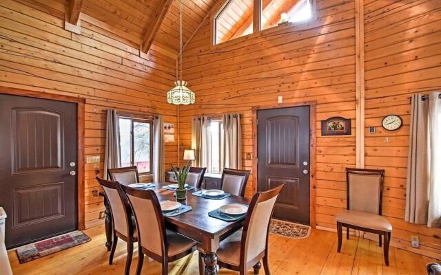 Secluded W/ Game Room & Huge Wraparound Deck 3 Bedroom Cabin