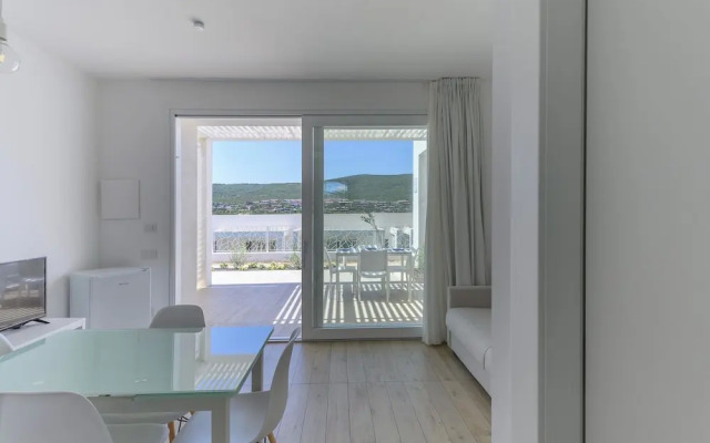 Charming Apartment Ac In Stintino
