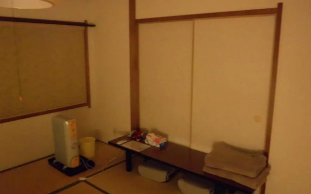 Wholeearth Ryokan Hiroshima