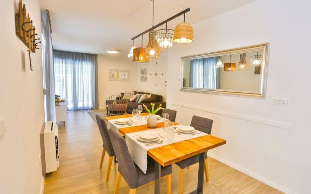 Split Luxury Collection