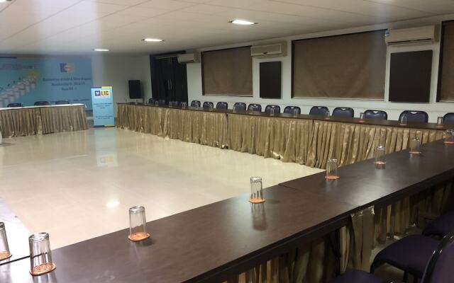 Resort Silver Hills Lonavala