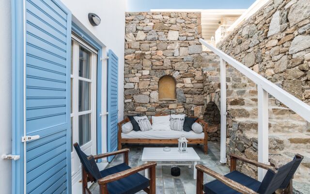Capo Di Mykonos Resort