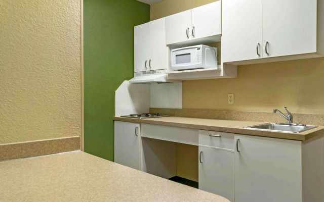 Extended Stay America Suites Detroit Madison Heights