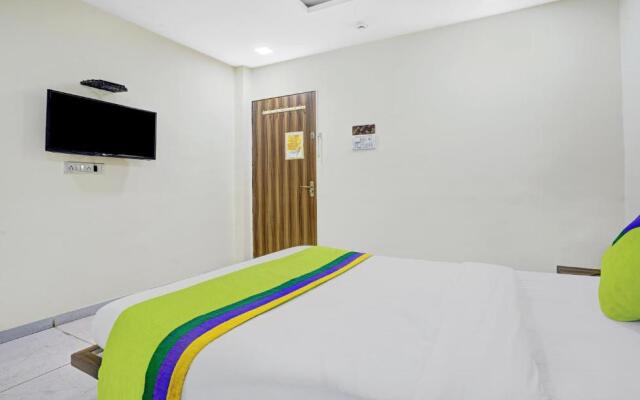 Fabexpress Galaxy Inn