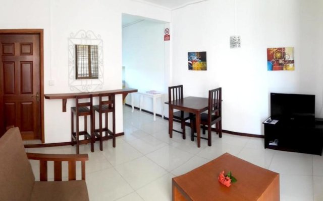 Apartment With one Bedroom in Pereybere, With Pool Access, Terrace and