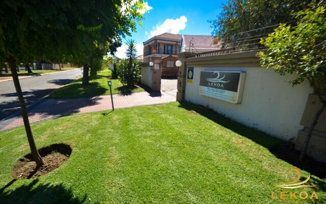 Lekoa Bed and Breakfast and Trading