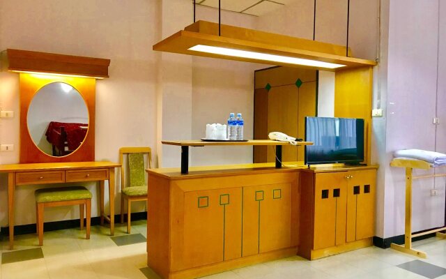 Coop Dopa Hostel
