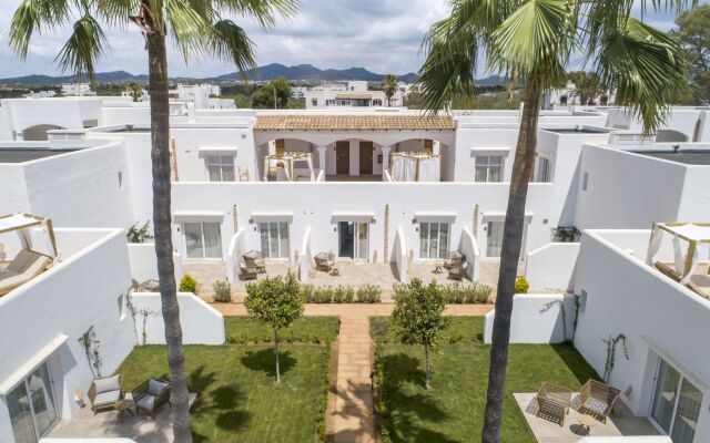 Eques Petit Resort