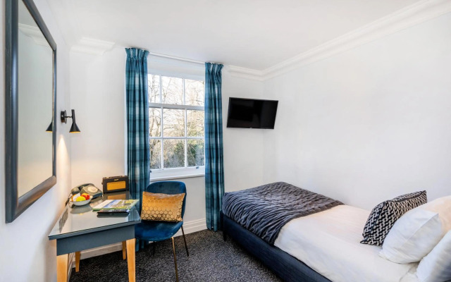 Berkeley Square Hotel