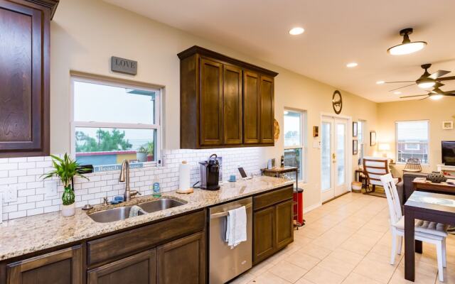 1306 S Magnolia St Home