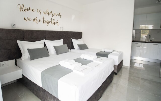 Aeonian Luxury Suites