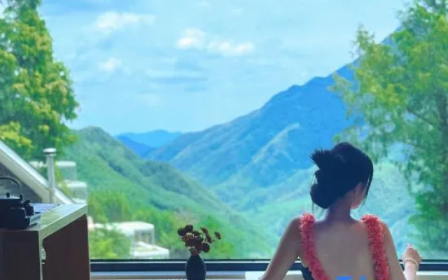 Anji Yunshang Wutong · Wenquan · Cloud Pool · Vacation Apartment (Yungu Xijing) – People – Huzhou