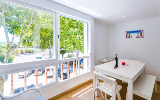 Carcavelos Beach & Business by The Portuguese Butler