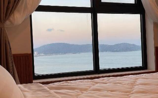 Flc Sea Tower 2Br Apartment
