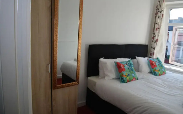Luxury Apartment - Central Cardiff