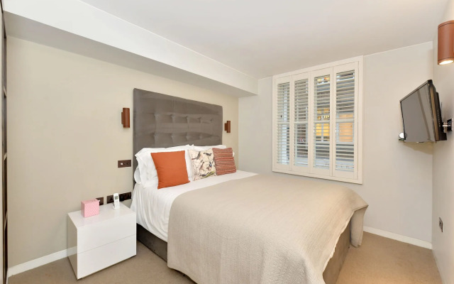 Superior St Christophers Place