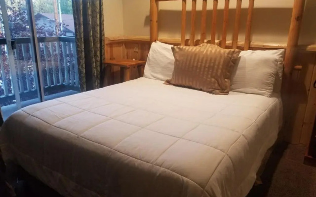 Rodeway Inn & Suites Fireside Lodge