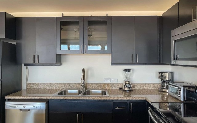 Unwind in a Modern Condo With Stunning View