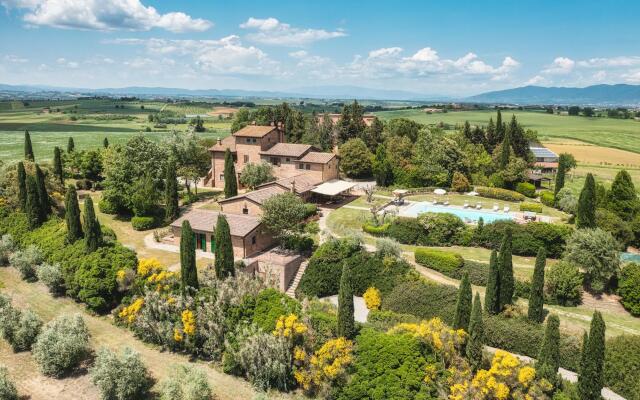 Casale Dei Girasoli 14