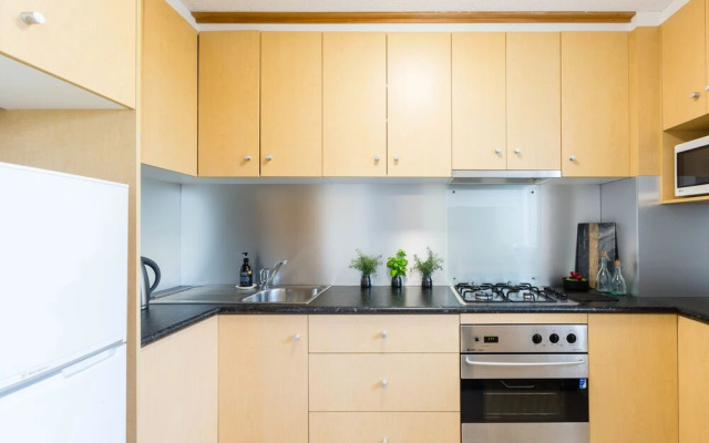 Brooke 1Bdr Stkilda Apartment