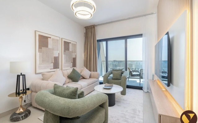 Binghatti Creek Harbour View Big Balcony