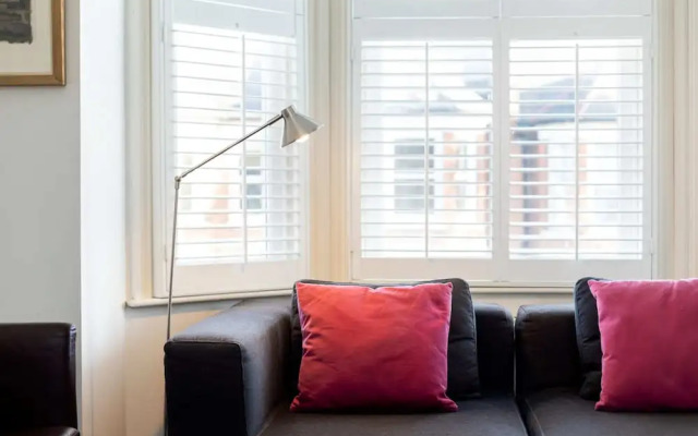 Spacious Apartment Near Portobello Road