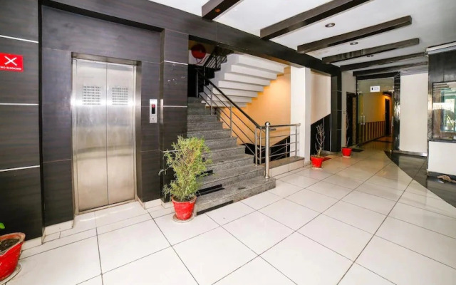 Hotel Rishabh