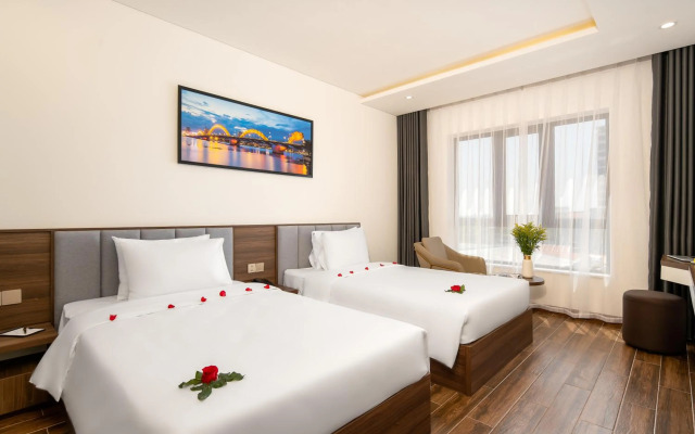 Tan Phuong Nam Hotel & Apartment