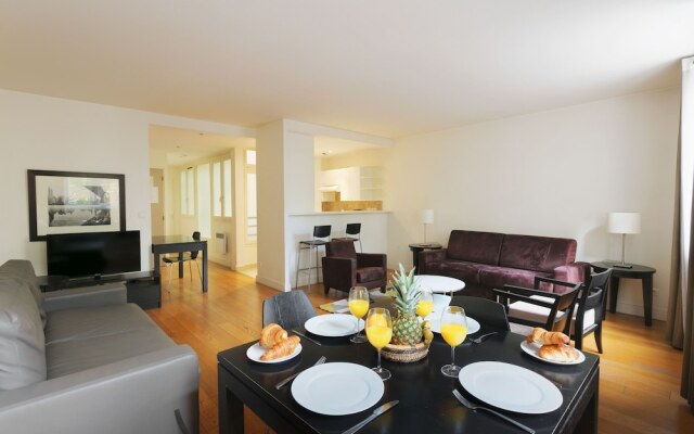 Parc Monceau - Courcelles Apartment