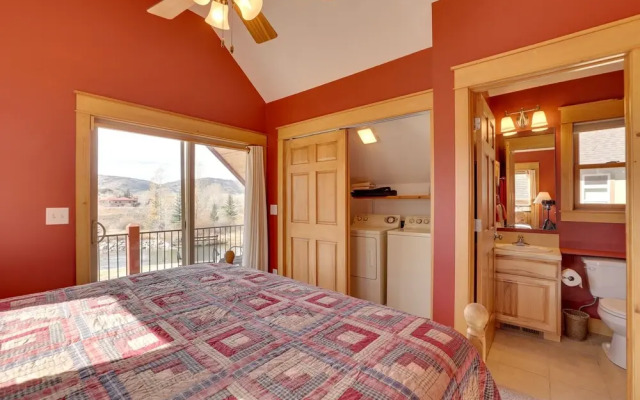 Granby Riverfront Cabin w/ Deck & Mountain View!