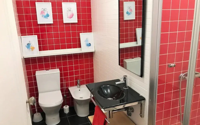 Spacious charming flat - heart of Lisbon