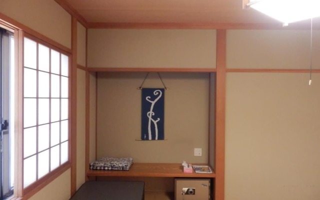 Yuwaku Guesthouse - Hostel