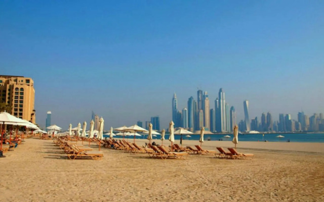 Palm Jumeirah North/South Residence