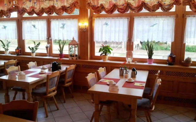 Land-gut-Hotel Gasthof Waldschänke