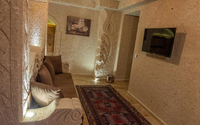 Grand Elite Cave Suites