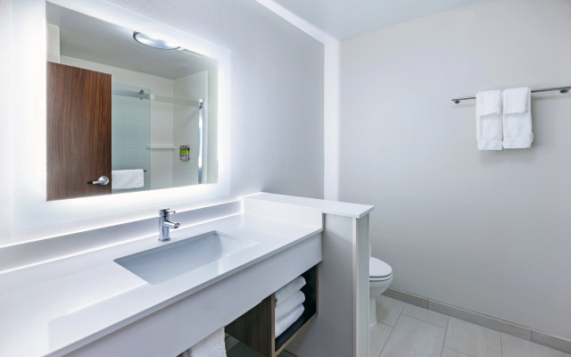 Holiday Inn Exp Stes Owasso by IHG