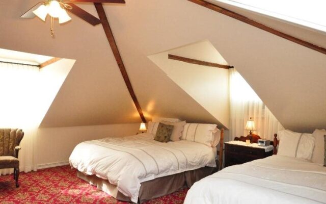 Brockamour Manor Bed and Breakfast