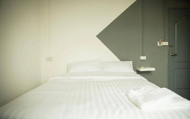 The Rabbits Hole Hostel